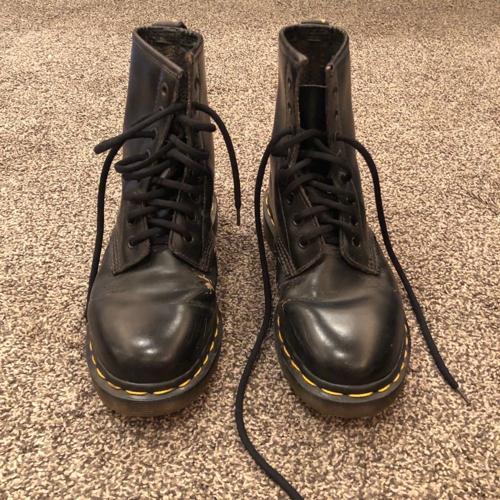 Black doc/Dr. martens size 6
